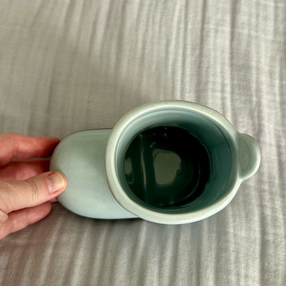 (Bundle 3 for $15) Ceramic Two Tone Boot Vase - Home Decor - Picture 2 of 4